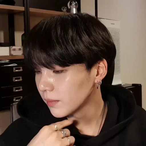 yoongi, yoongi bts, чон чонгук, юнги брюнет, min yoongi bts