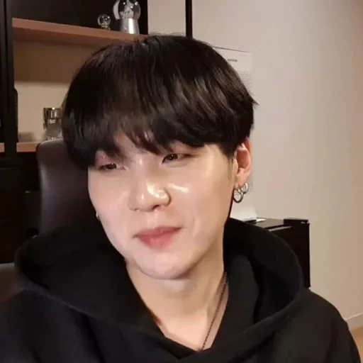 yoongi, юнги бтс, bts юнги, min yoongi, bts yoongi