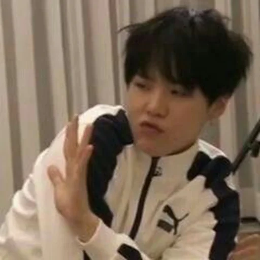 bts memes, bts yoongi, jung jungkook, hosok bts funny face, min yongi calligraphy