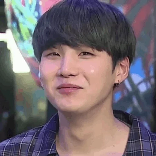 bts suga, yoongi bts, bts teilnehmer, min yongi bts, koreanische schauspieler