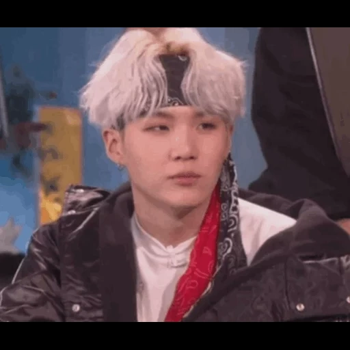 bts suga, bts yoongi, bangtan boys, min yongi suga, bts zeigen ellen yoongi