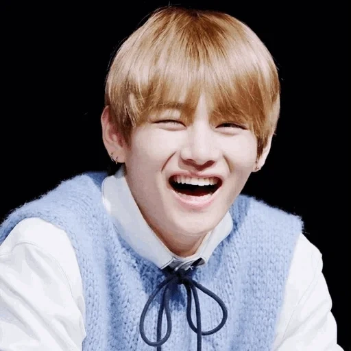 taehyung, kim ta hyun, anak laki laki bangtan, taehyung bts, kim taehen senyum bts