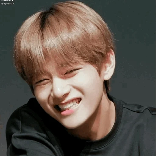 taehyung, kim tae hyun, faccia di kim tae hyung, kim tae hyung sorride, bts taiheng smile