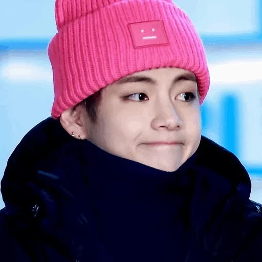 kim ta hyun, taehyung bts, chapeau de kim taehen, chapeau de kim taehyun, chapeau rose taehen