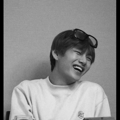 тэхен, тэхен бтс, ким тэ хён, taehyung bts, taehyung smile