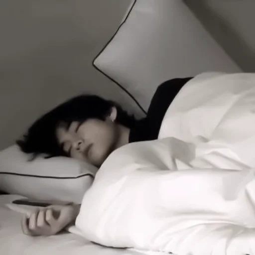 jimin bts, jung jungkook, kim ta hyun, taehen bts dormido, kim taehyun está caliente