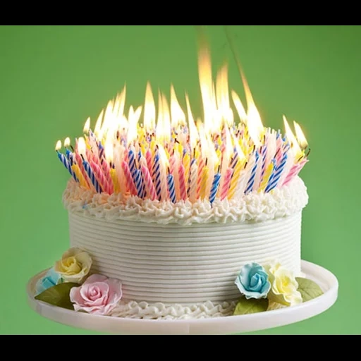 именинный торт, красивые тортики, на день рождения торт, ярусный большой торт свечами, красивые тортики день рождения