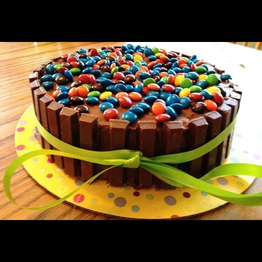 торт ммдемсом, торт день рождения, торт ммдемс девочки, украшение торта ммдемс, торт ммдемсом мармеладом