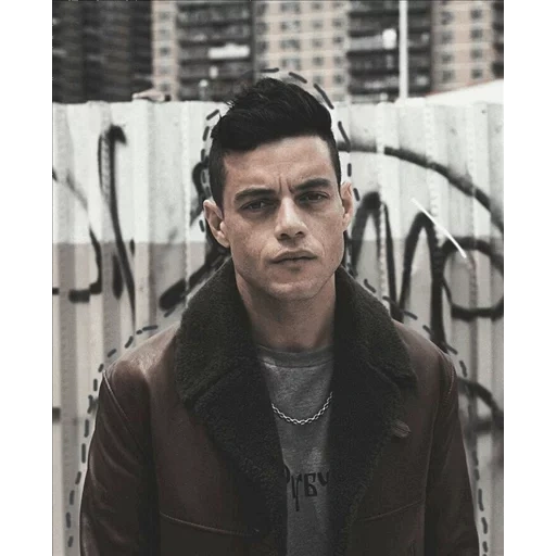 lamy marek, lamy marek 007, elliott alderson, rapaz 2013 rami malek, sr lamy marek robot