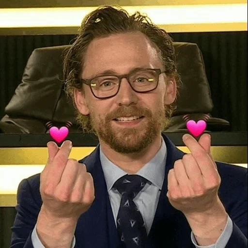 marvel actors, том хиддлстон, хиддлстон улыбка, британские актеры, tom hiddleston loki