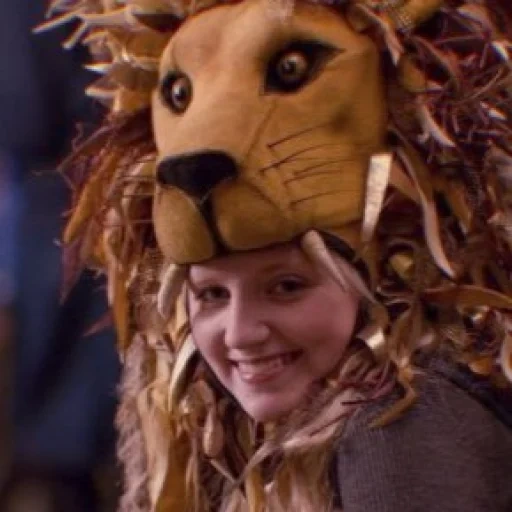 полумна лавгуд, полумна лавгуд лев, полумна лавгуд в костюме льва, полумна лавгуд гарри поттер, luna lovegood
