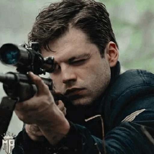 dominic fernou, sebastian stan, jampaolo morelli, sas red notice film 2021, sebastian stan wintersoldat