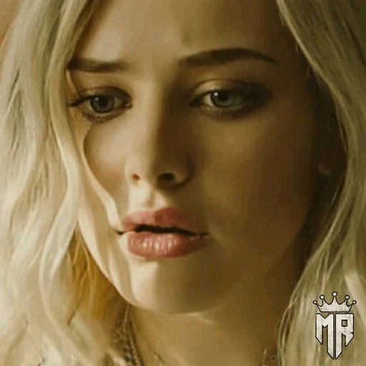 the girl, blonde, russische mädchen, natalie lindh gotham, porträt von jennifer lawrence