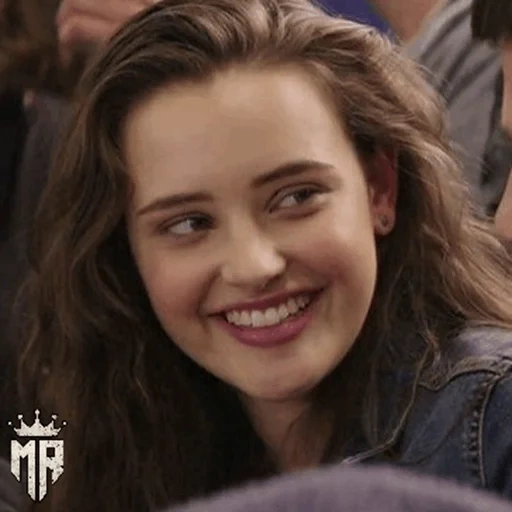 katherine, hannah baker, hannah baker, catherine lanford, catherine lanford hannah baker sonríe