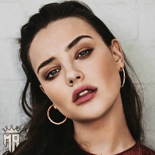 gadis, hannah baker, catherine langford, wanita itu cantik, gadis itu cantik