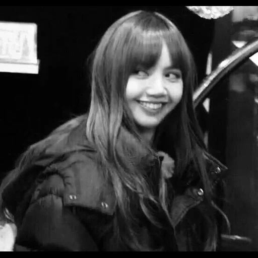 polvere nera, blackpink lisa, meme polvere nera, blackpink memes, scherzo nero polvere