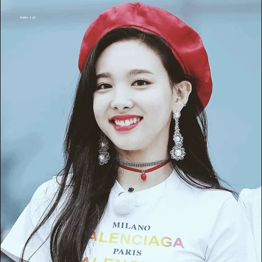 dua kali, mereka adalah naun, slus twis, dua kali nayeon, dua kali dahyun