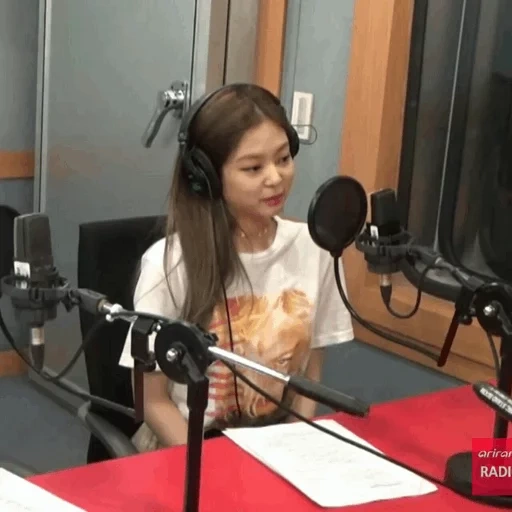 orang asia, radio, apr 21, blackpink jennie, boyoung square fan