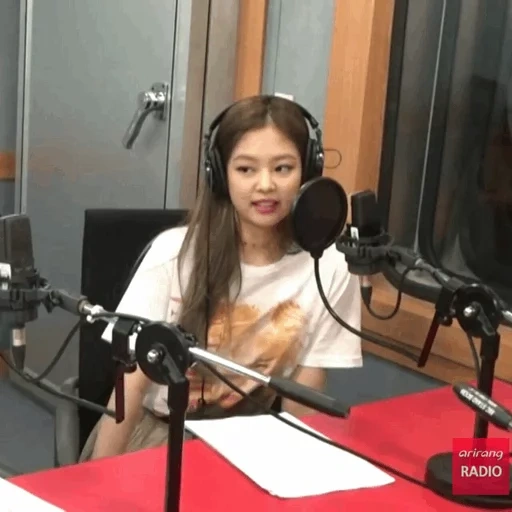 radio, orang asia, radio, blackpink jennie, olivia rodrigo drivers license