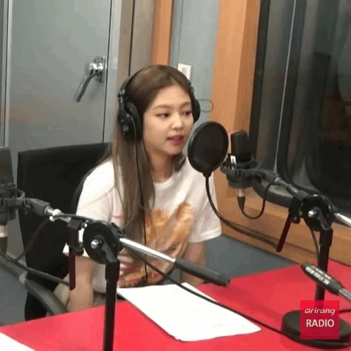 asiático, rádio, 21 de abril, blackpink jennie, o romance alto de jenny blackpin é aberto