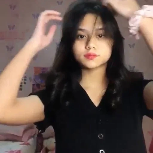 asiatique, danse chaude, c'est le courant de tick, boboeva diana facebook