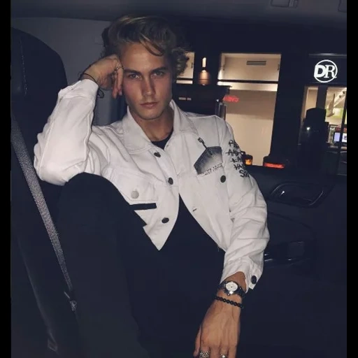 neel, anak muda, neels visser, presley gebel, gerakan kelompok kunjungan niels