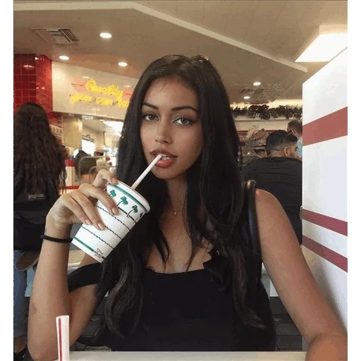 chica, process cindi, cindy kimberly, la chica es hermosa, waitressov kiarra kai