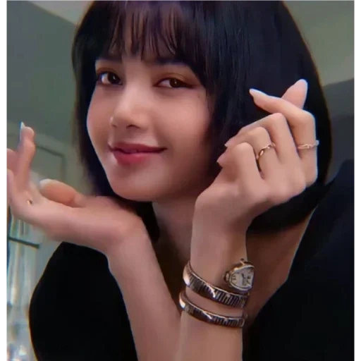 kim jisu, rosa nero, bts blackpink, lisa blackpink, tagli di capelli coreani