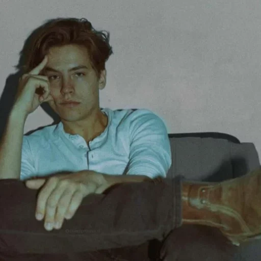 cole, sund dylan cole, cole endormi, cole sun of youth, cole sprouse riverdale
