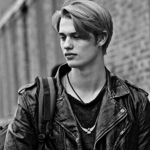 ragazzi adorabili, i ragazzi sono bellissimi, nicholas golitsyn, nicholas galitzine, nicholas golitsyn kinan campa