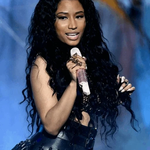 nicky minaj, nicky mina grammy, anaconda nicki minaj, nicki mina 2014 python, biensn enki minaj flavles