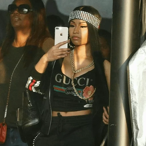 nicki minaj, modestil, nicky minage gucci, rapesh nicky minaj, nicky minnesatz für plastik