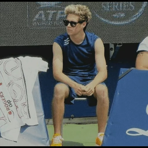 pria, jantan, anak laki laki yang tampan, niall horan dari kaki, alexander zverev rublev