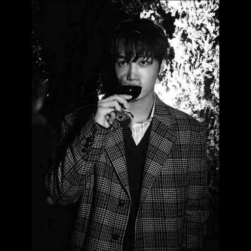 syumin, kai exo, pak chanyeol, exo baekhyun, kai ekho gucci