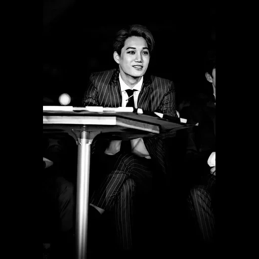 exo kai, lagen sie monodrama, koreanische schauspieler, royal pirates band, prominente männer