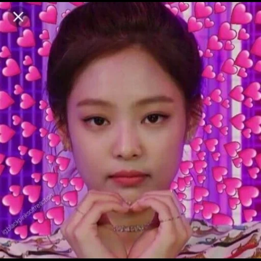 jennie, rosa nero, jennie blackpink, jenny black pink memes, le attrici coreane sono bellissime