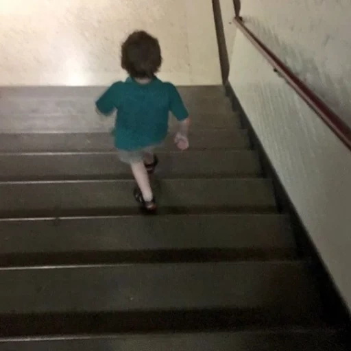 ребёнок, поднимается по лестнице, малыш, современные дети, дети
