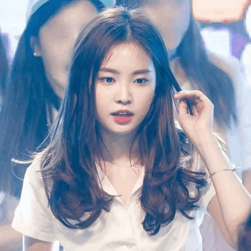 девушка, twice 쯔위 tzuyu, моновеки айдолы, азиатские девушки, красивые азиатские девушки