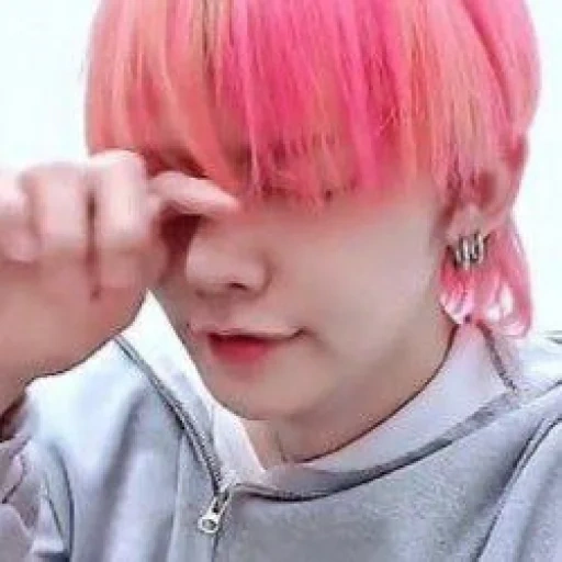 fogo magnata, taeong nct, cabelo em pó taiyong, cabelo rosa, cabelo rosa nct taiyong