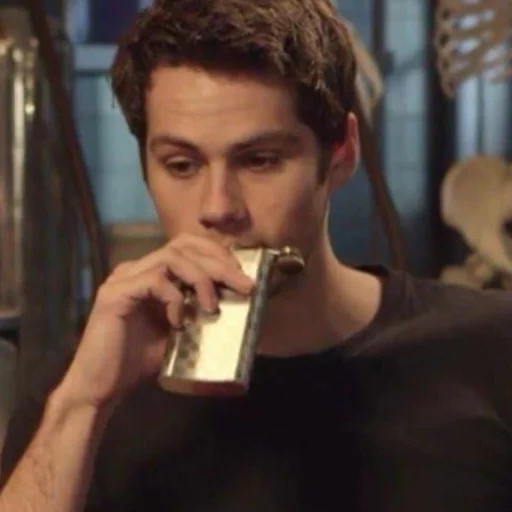 tv series wolf stiles, series wolf claim, dylan o’brien, styles wolch, wolf styles nogitsune