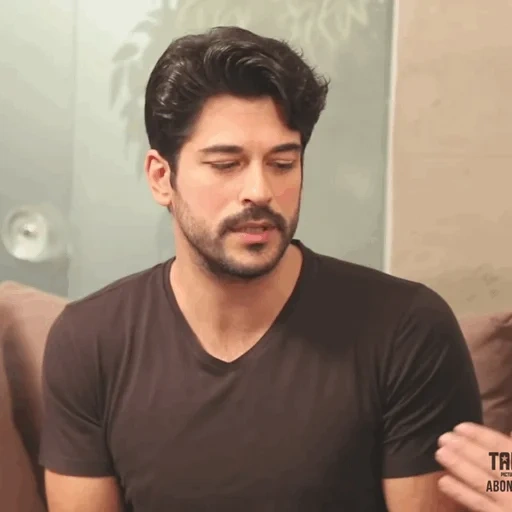 the male, burak ozchitiv, burak ozchitgolii, burak ozchitvit kamran, turkish actor burak ozchitvit