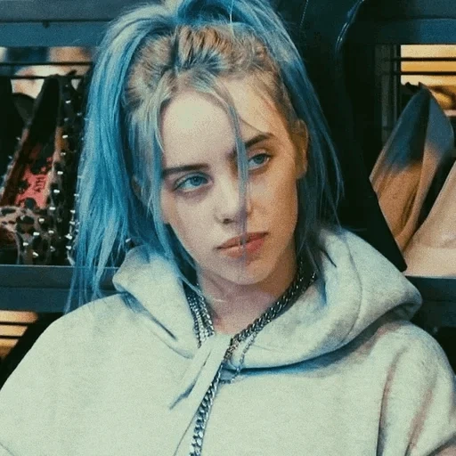 билли айлиш, billie eilish, слив билли билли айлиш, девушка похожая билли айлиш, билли айлиш голубыми волосами