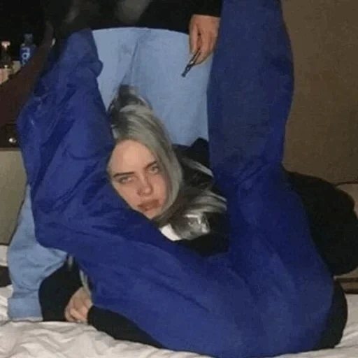 билли айлиш, billie eilish, билли айлиш постер, билли айлиш блондинка, no time to die billie eilish