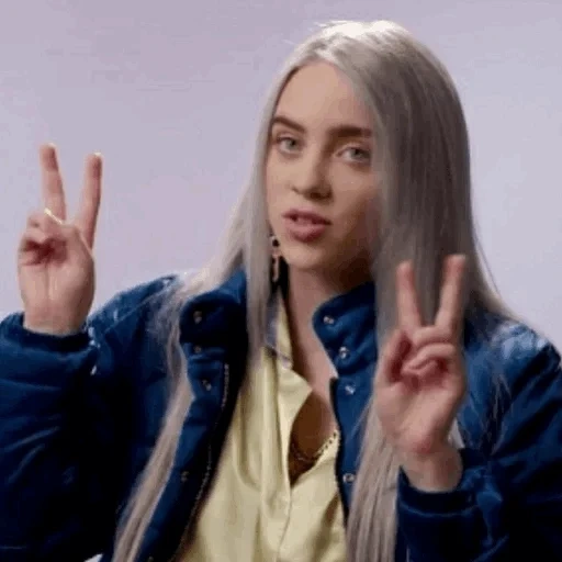 девушка, билли айлиш, billie eilish, билли айлиш улыбается, билли айлиш белыми волосами