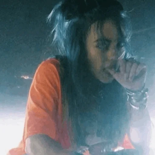 каталог, billie eilish, камила кабелло, девушка художник, билли айлиш дурачится