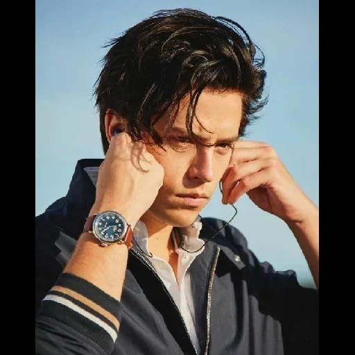 cole spruss, orologi colsprus, spruce dylan cole, instagram di cole spreus, cole sprouse riverdale