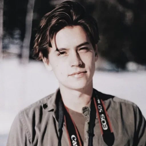 cole spruce, spruce dylan cole, cole sprus riverdale, autographié par cole sprus, cole sprouse riverdale