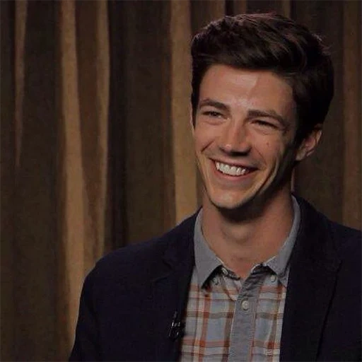 sonreír, campo de la película, barry allen, grant gustin, grant gastin