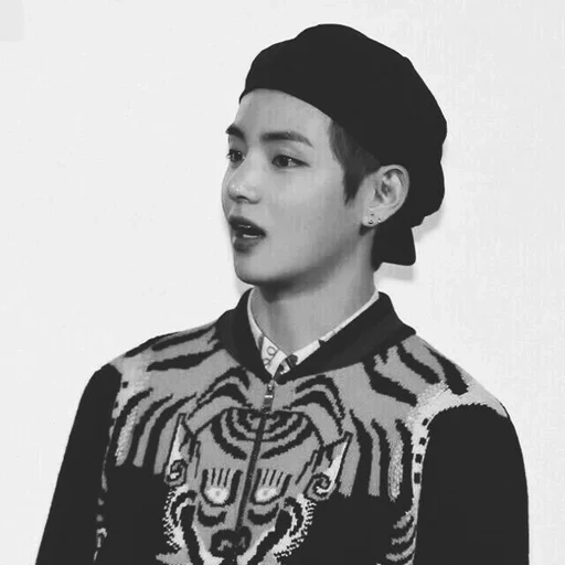 нам тэхён, ким тэ хён, bangtan boys, taehyung kim, ким тэхён гуччи мэн