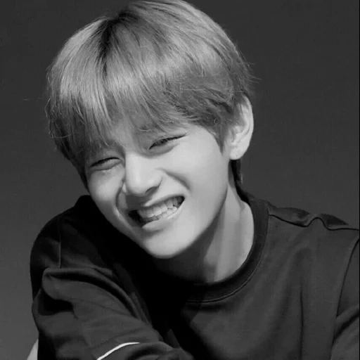 bts v, kim tae-hyun, taehyung bts, taehyung kim, kim tae-hyung smiles